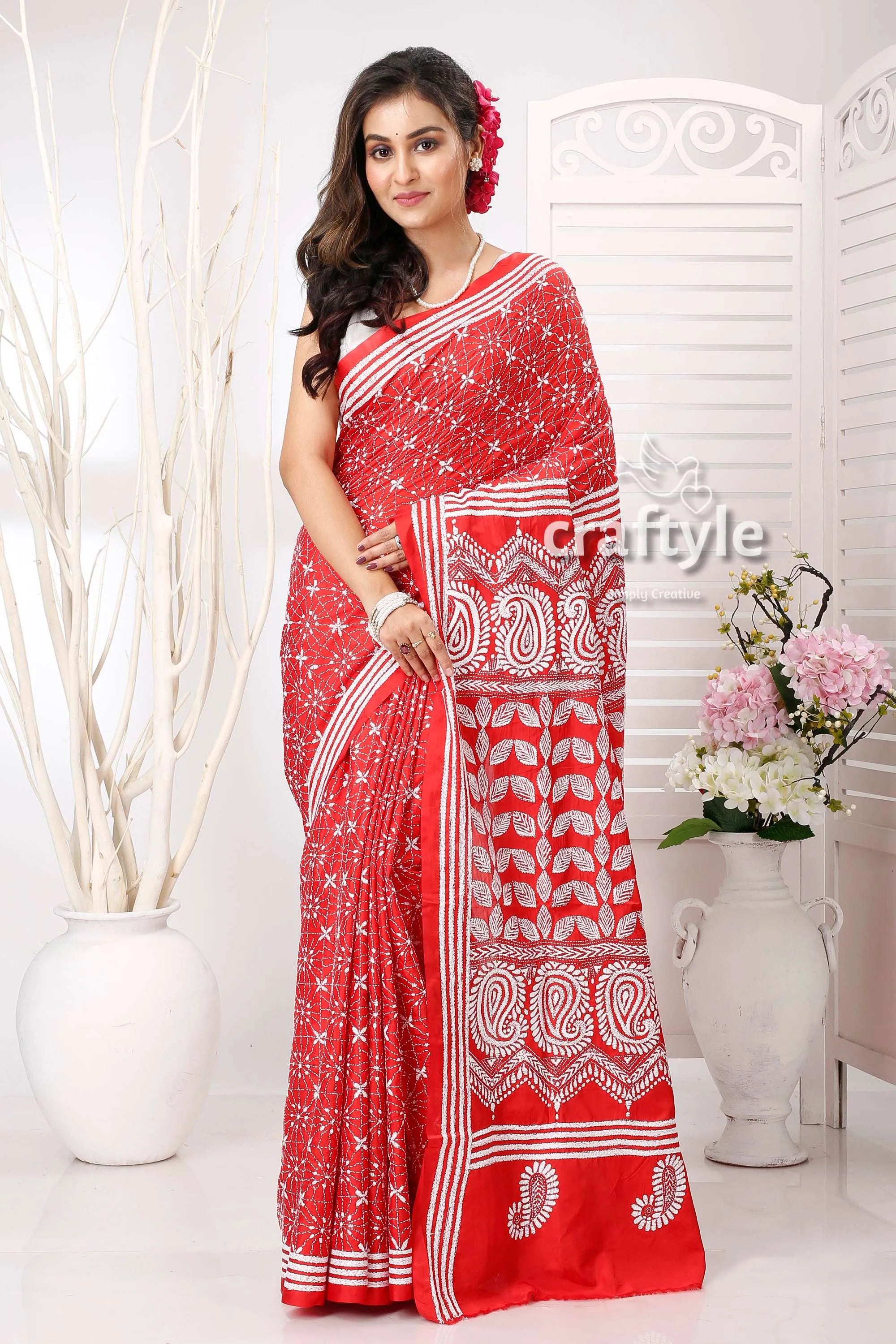 Tomato red and white bengal heritage silk kantha stitch saree red white patterned saree 1