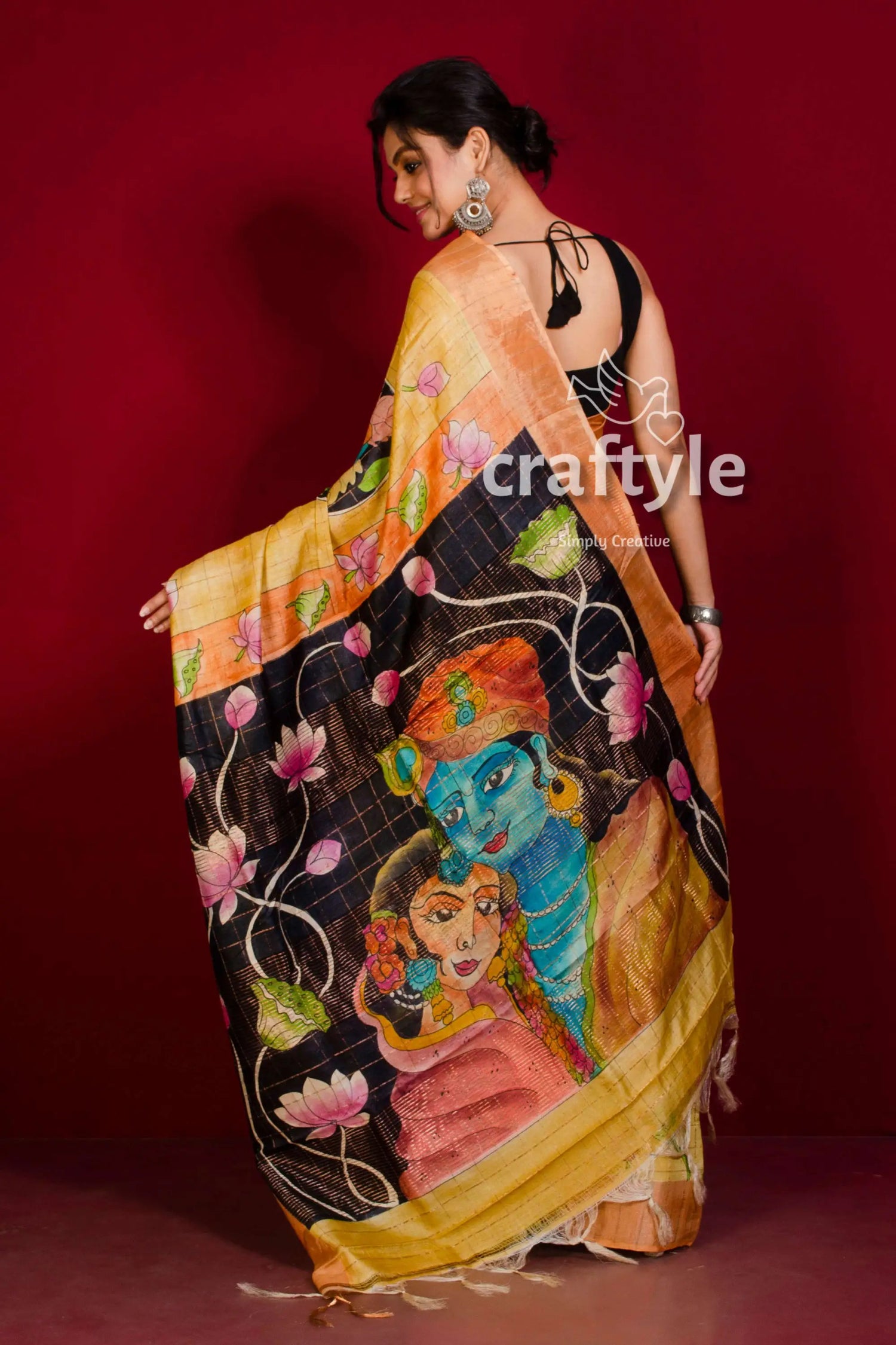 Unique hand painted sandy yellow pure tussar kalamkari saree with zari border hand-painted krishna radha saree 4