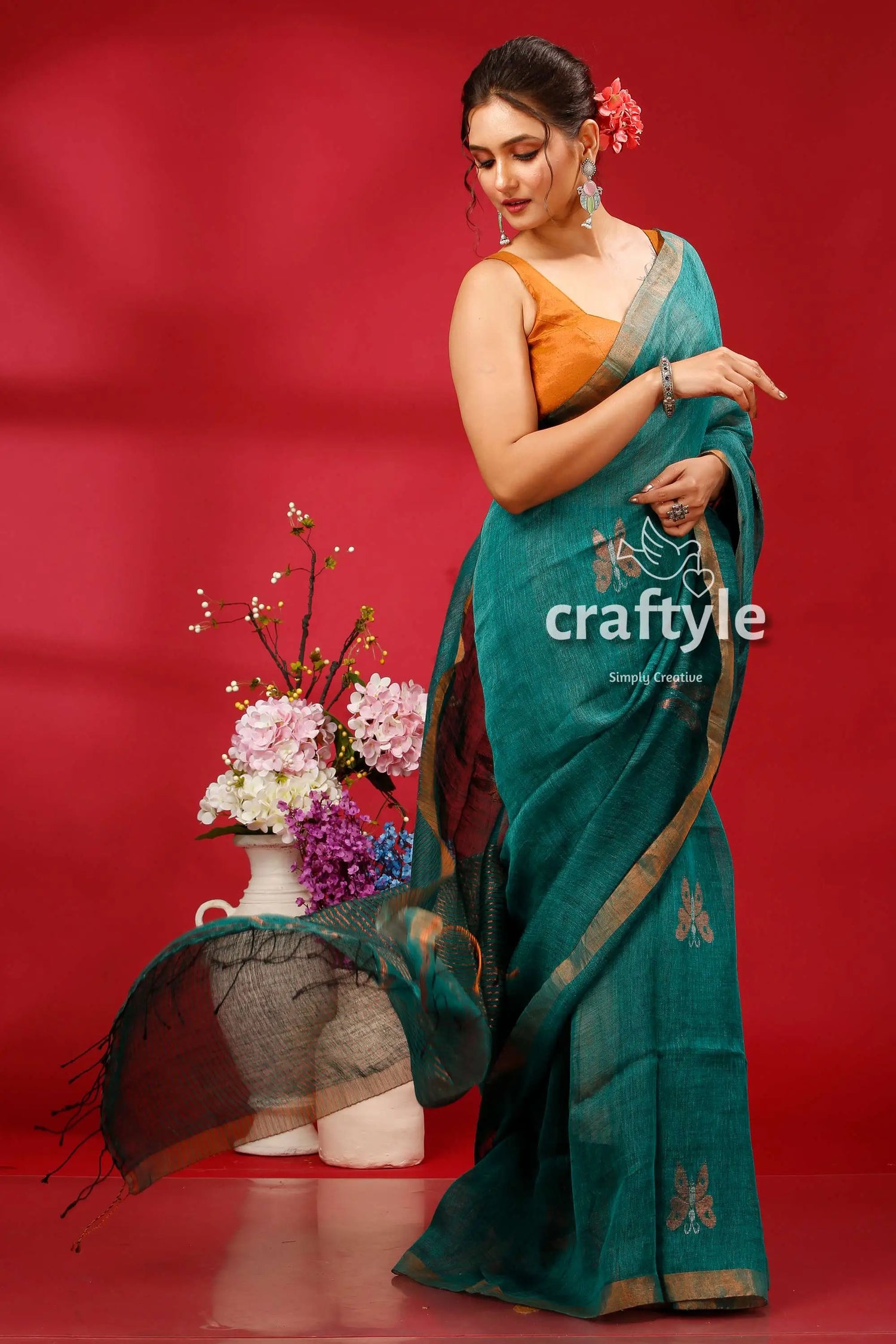 Viridian green copper zari work linen jamdani saree teal saree gold trim 5