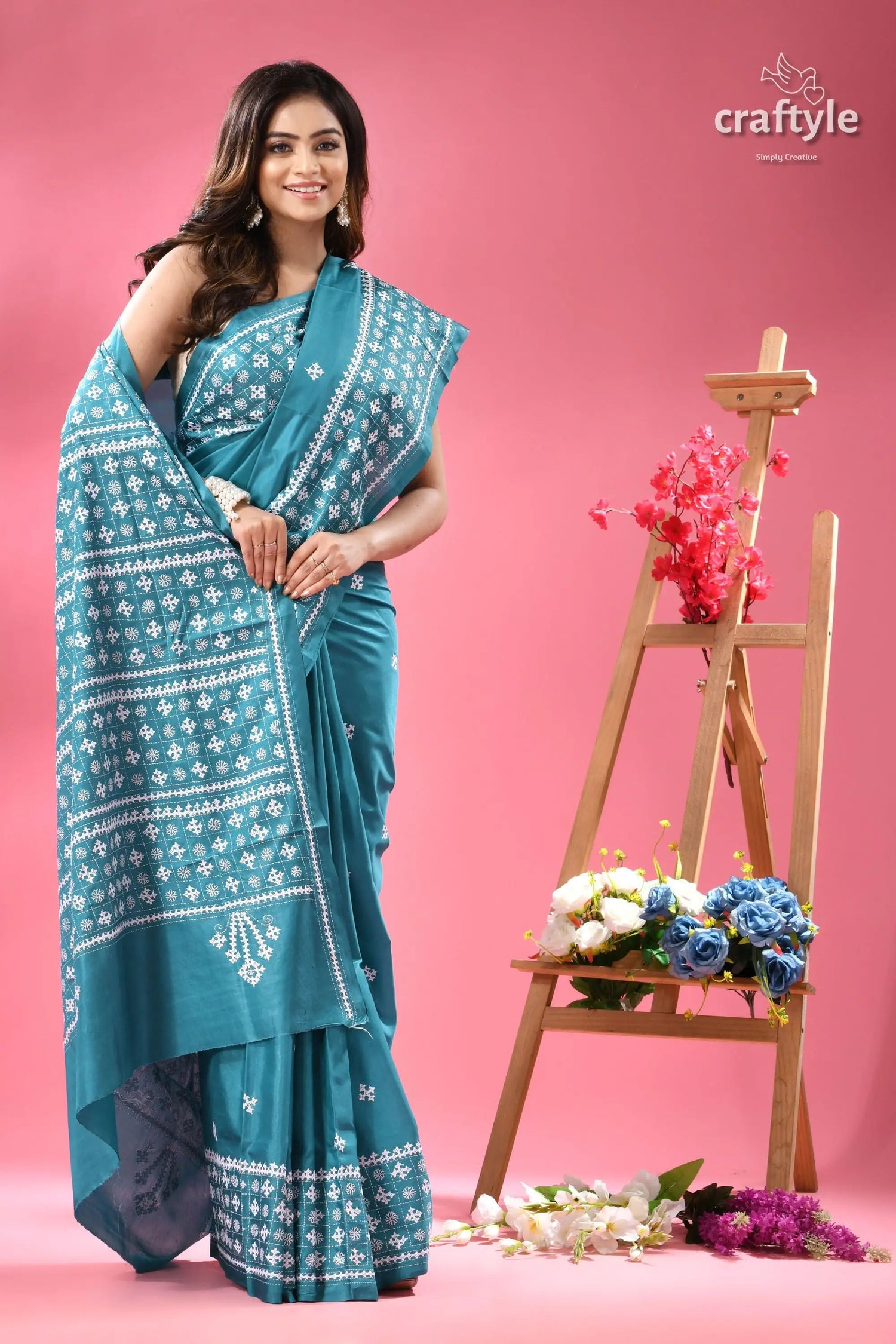 Viridian green white thread gujrati stitched saree woman teal colored saree white 5