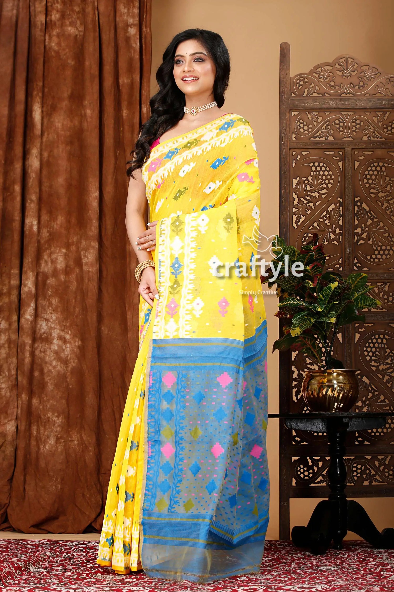 Vivid yellow-blue premium bengal jamdani saree yellow saree blue border 3