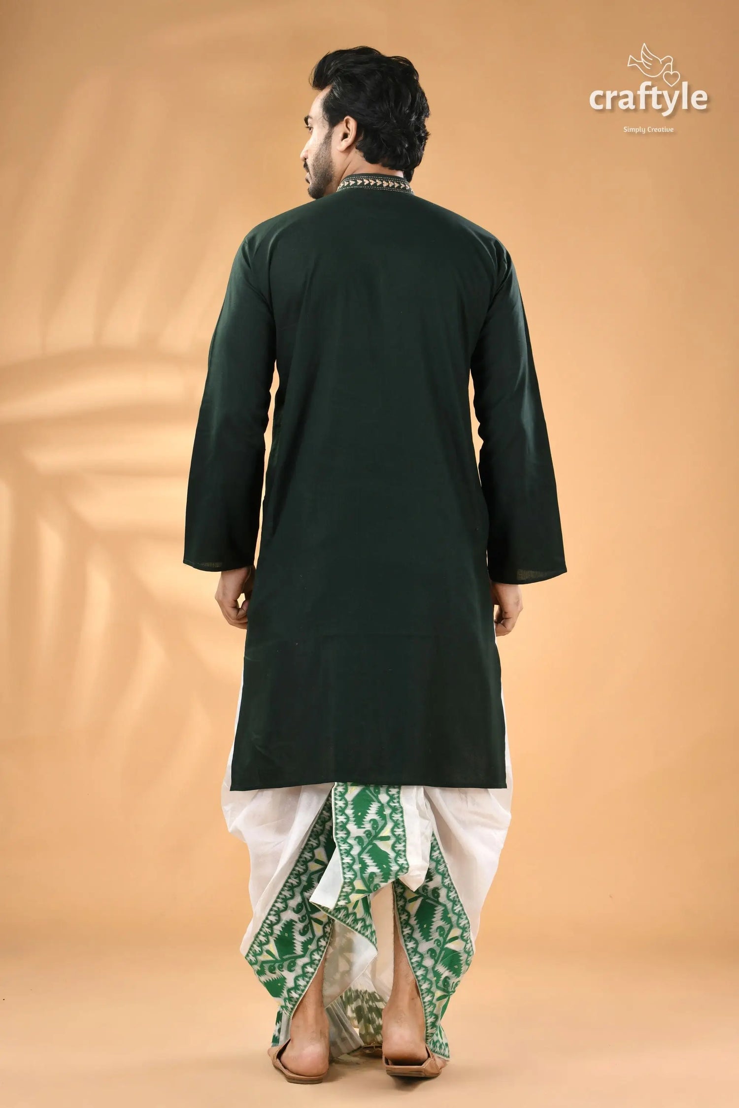 Warli design jungle green hand kantha stitched punjabi for men men’s dark green kurta white 6