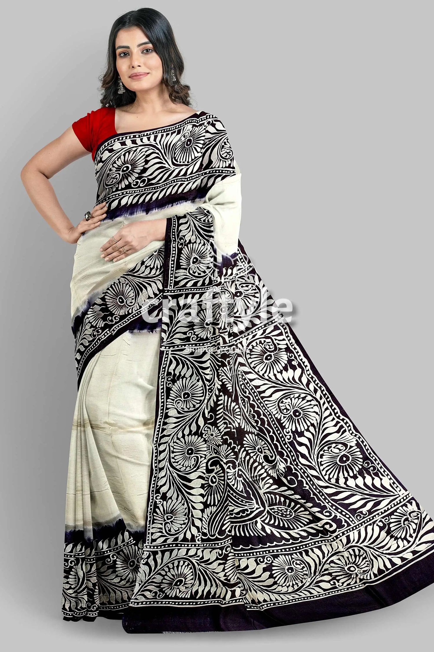 White and black soru tuli hand batik mulberry pure silk saree woman black white patterned saree 4