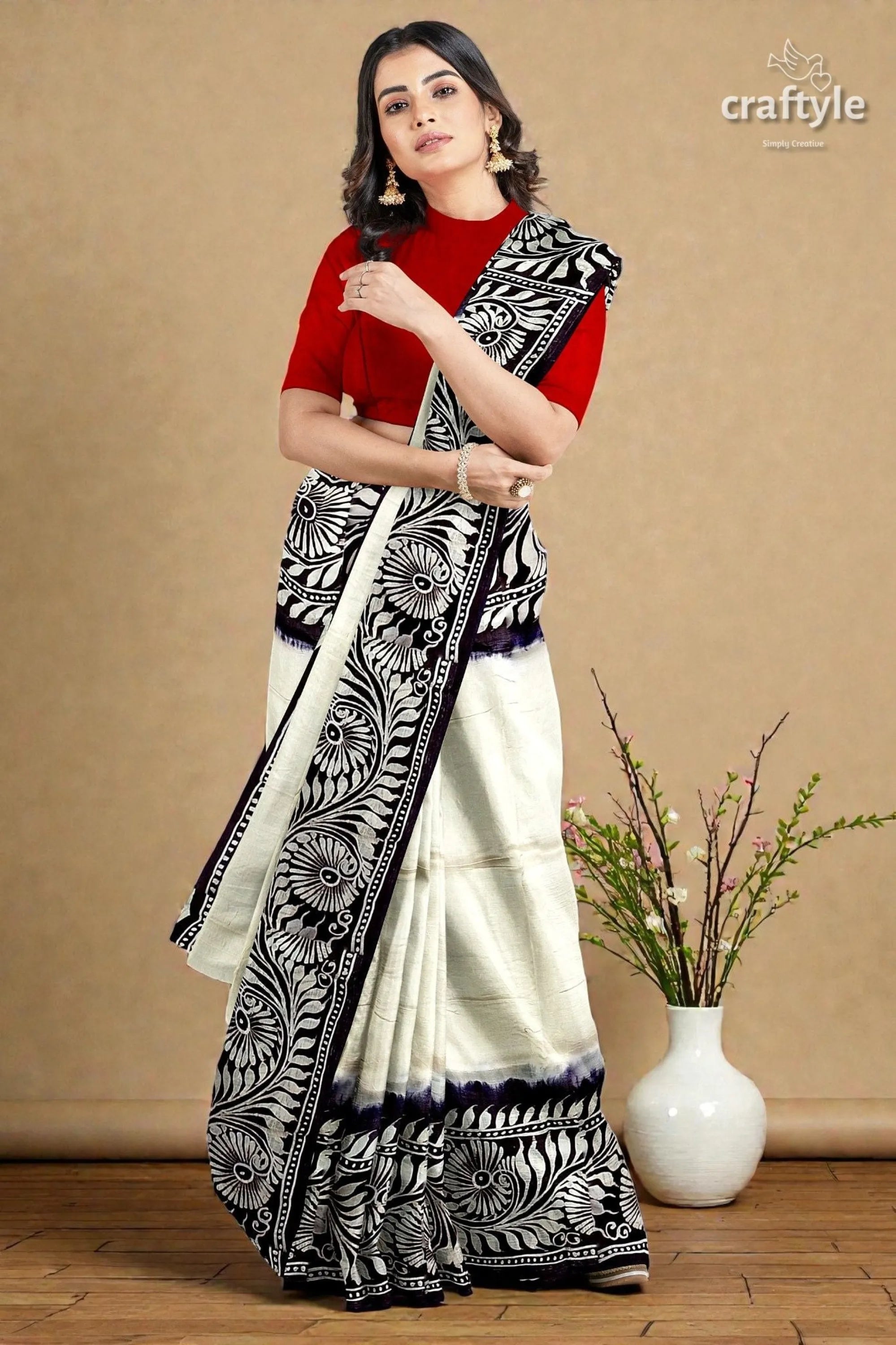 White and black soru tuli hand batik mulberry pure silk saree woman wears white black printed 2