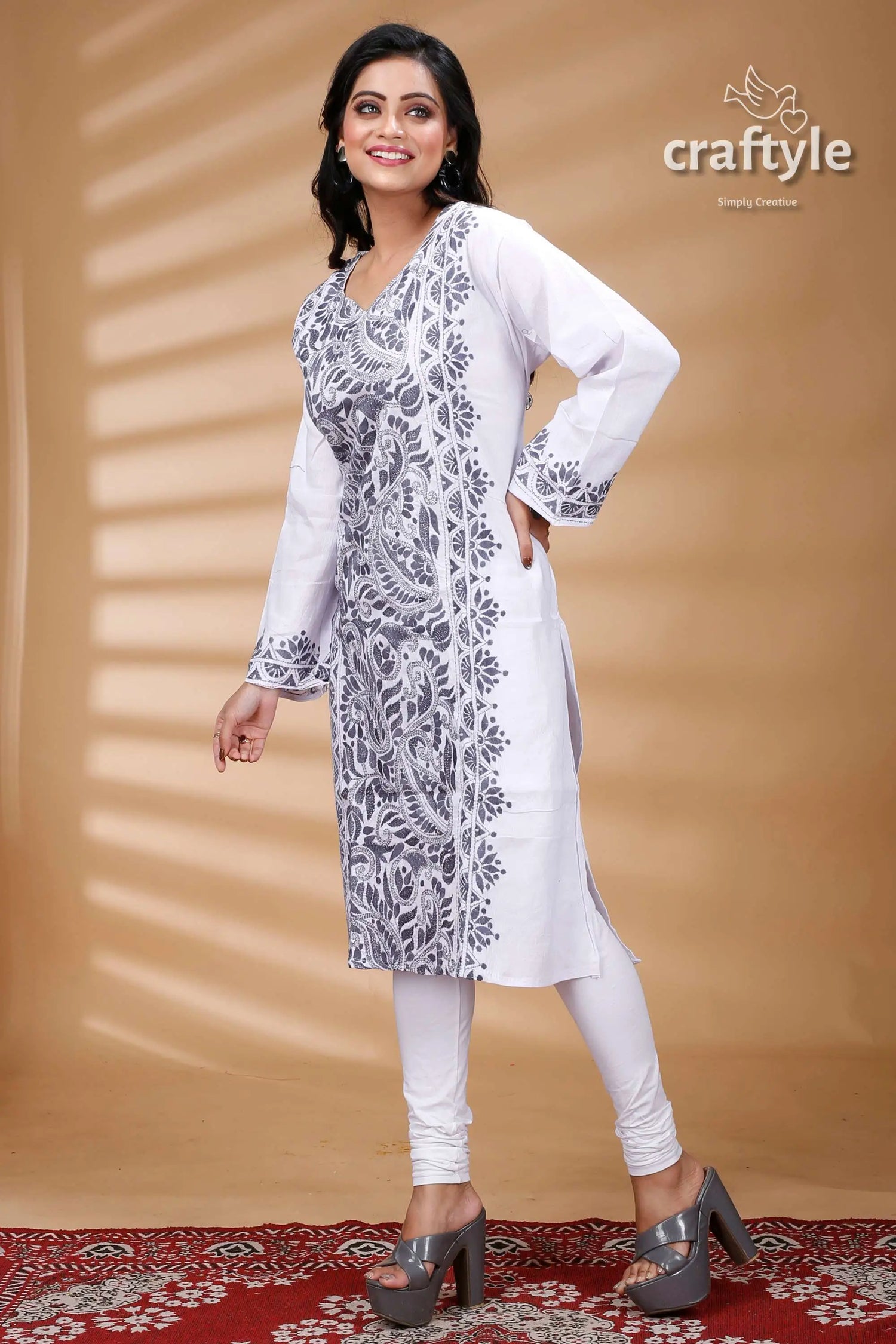 White and grey thread work all over cotton kantha kurti white embroidered tunic leggings 4
