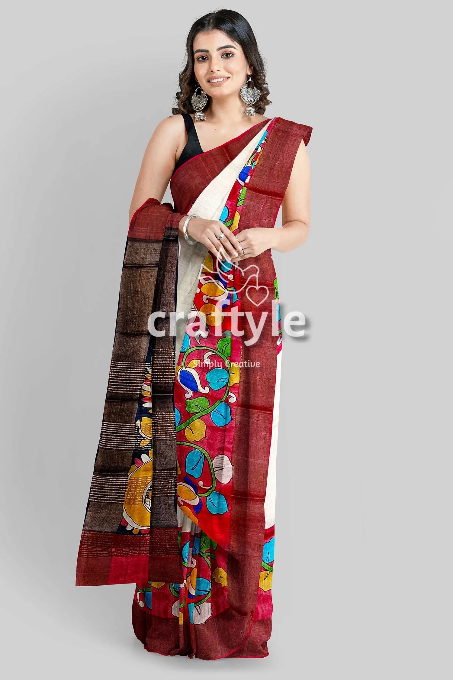 White and red pure tussar kalamkari saree with zari border - hand painted woman colorful saree 3