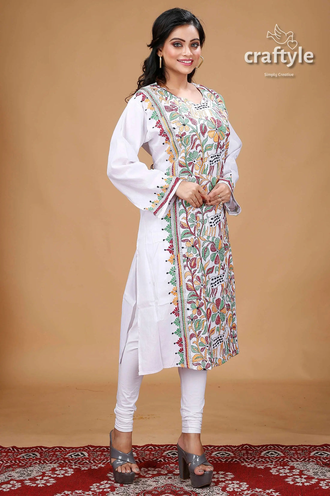 White Multithread Floral Allover Work Kantha Cotton Kurti - Craftyle