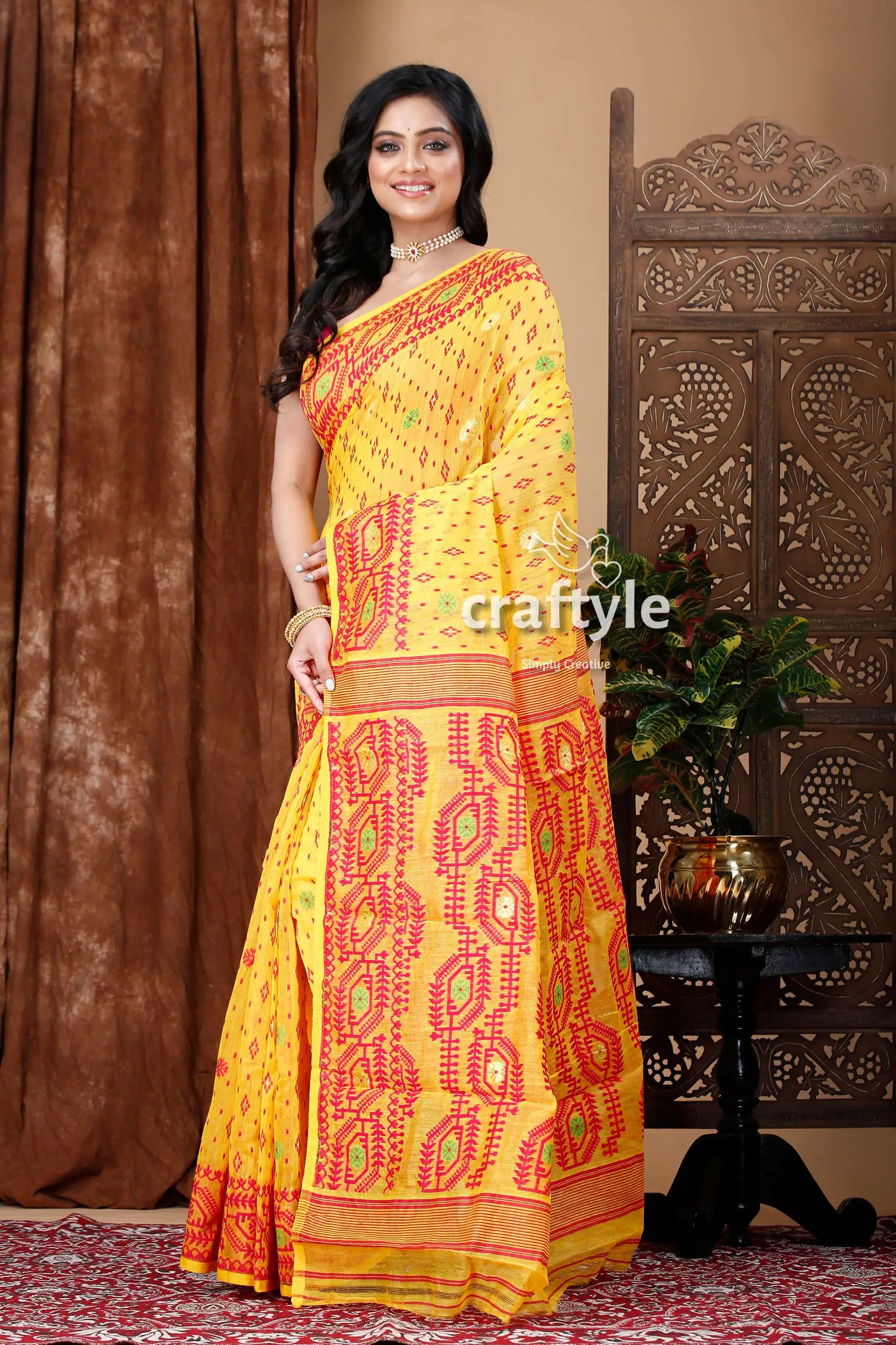 Yellow and rose red traditional dhakai jamdani saree yellow red patterned saree 3