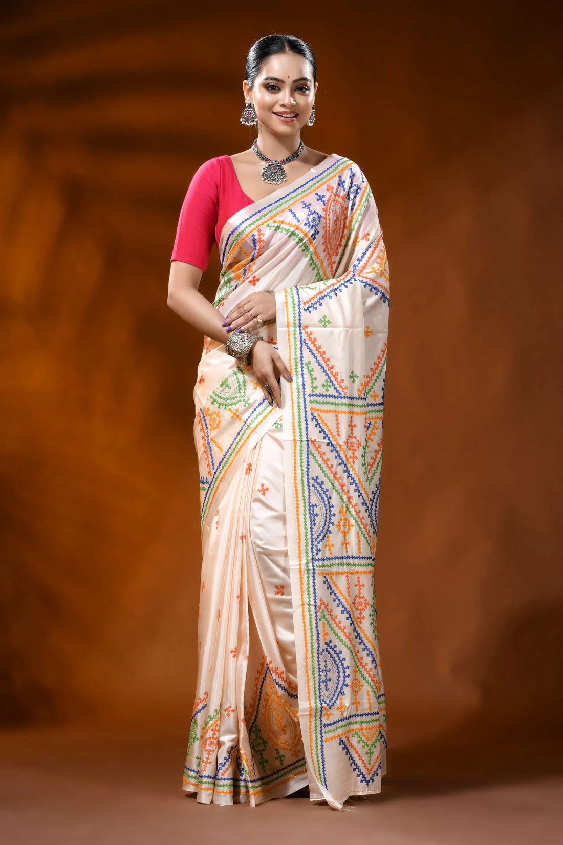 Alabaster white kutch embroidery silk saree with multicolor ethnic design 1