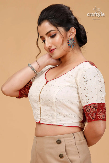 Artisanal off-white pure cotton hakoba blouse white blouse red trim patterned 3