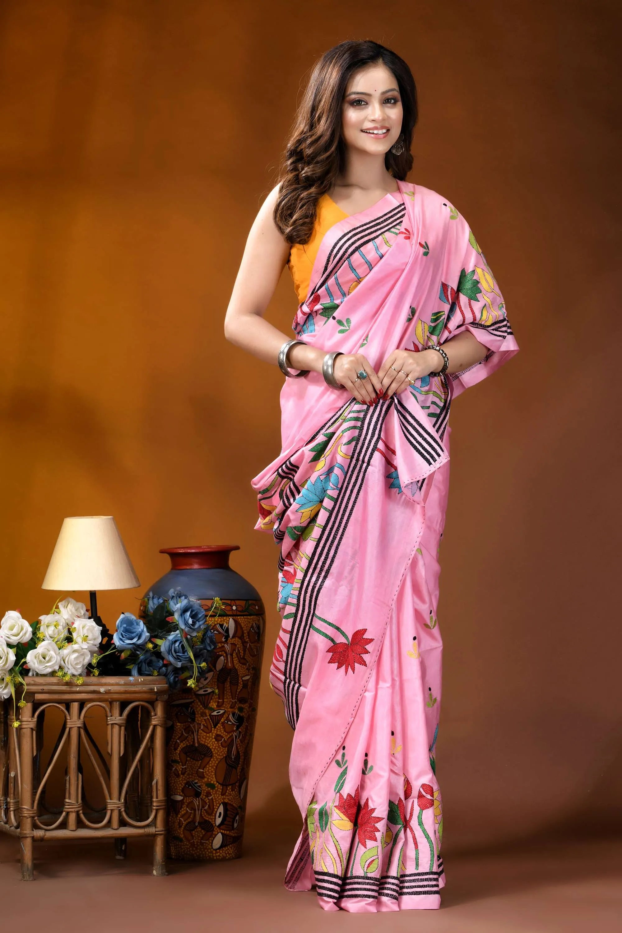 Baby pink lotus floral design handcrafted silk kantha work saree pink floral saree black white 4