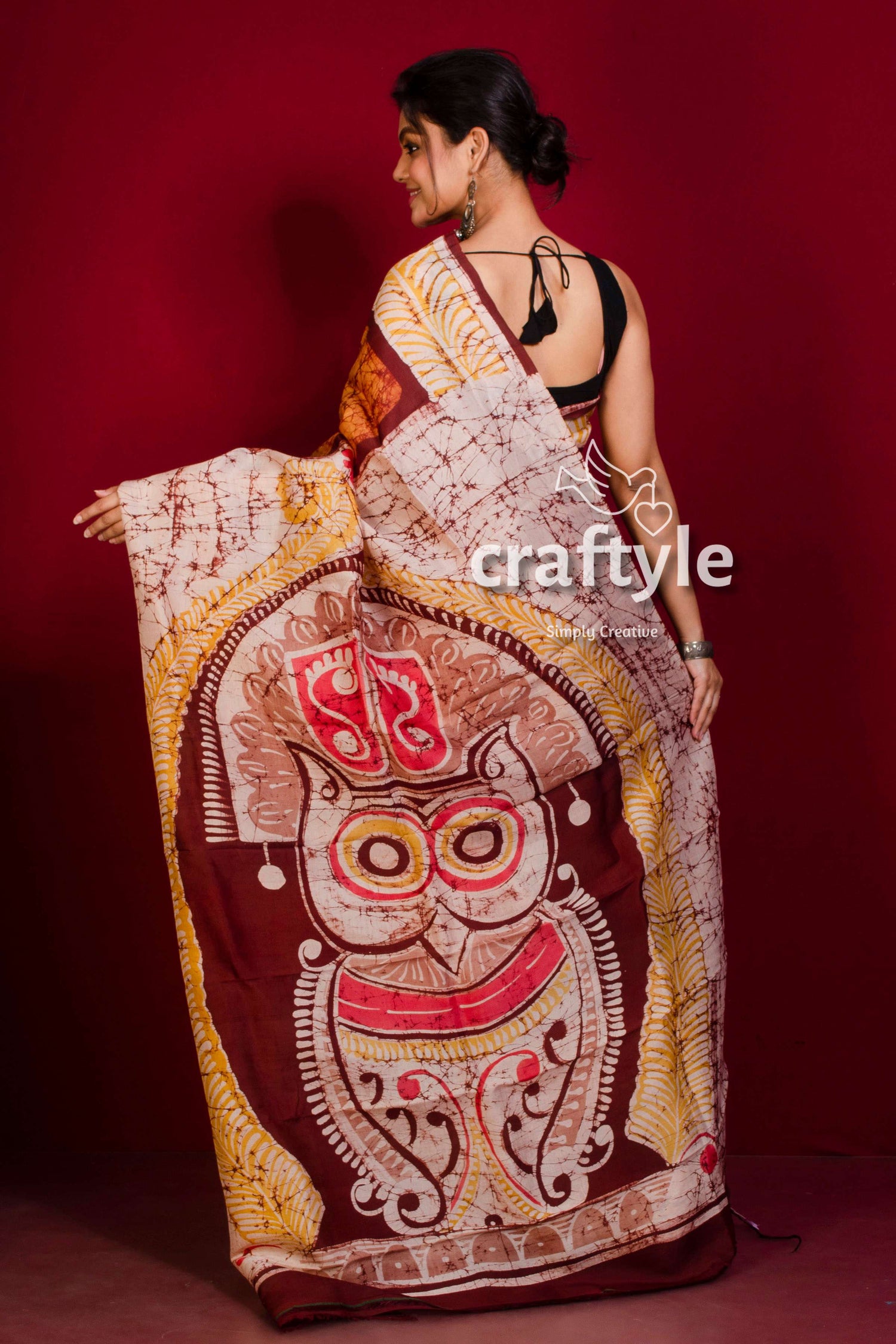 Beautiful Owl Painted Handmade Batik Pure Mulberry Silk Saree - Craftyle