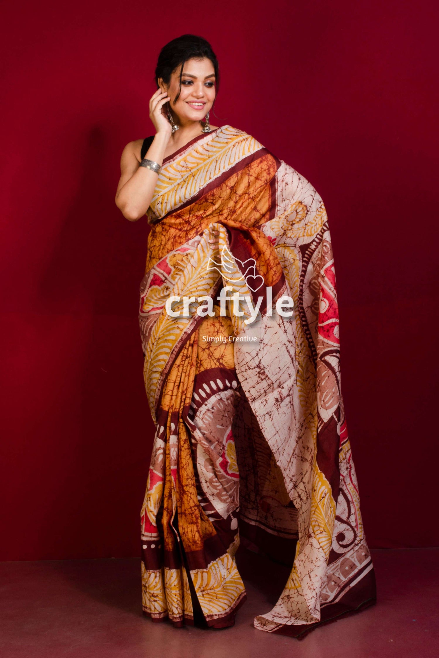 Beautiful Owl Painted Handmade Batik Pure Mulberry Silk Saree - Craftyle