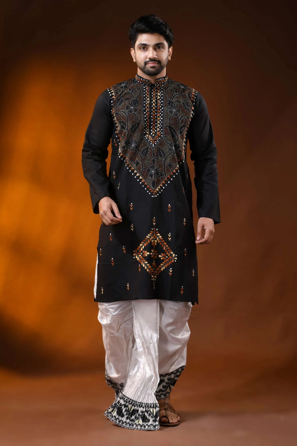 Black cotton kantha punjabi for men with rust floral embroidery - reverse stitch 1