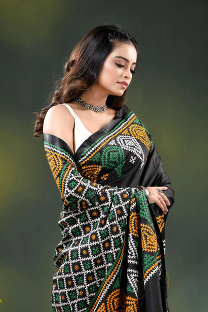 Black kutch embroidery silk saree with multi-thread paisley design 2