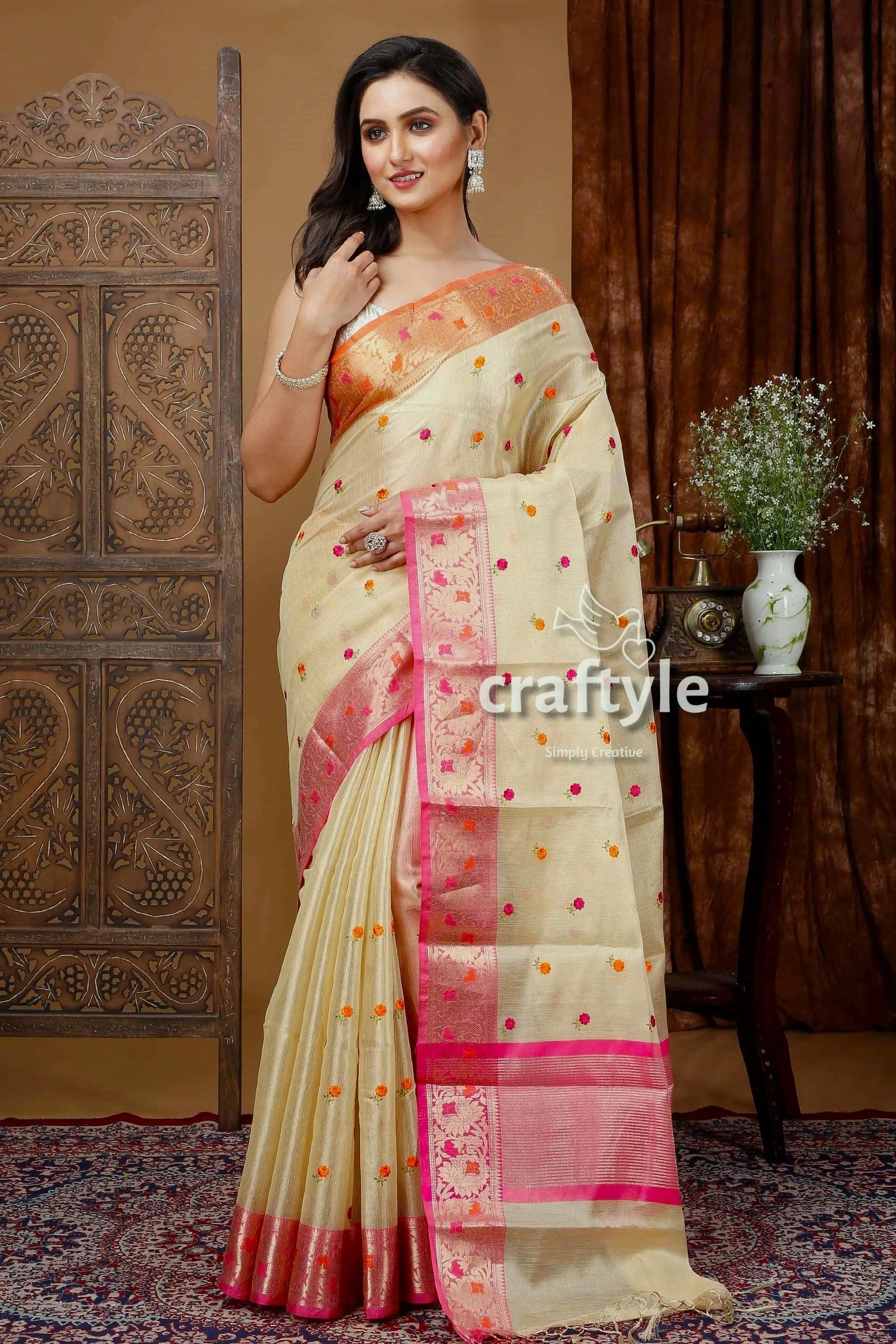 Blonde yellow tissue organza soft silk saree woman cream-colored saree pink orange 1