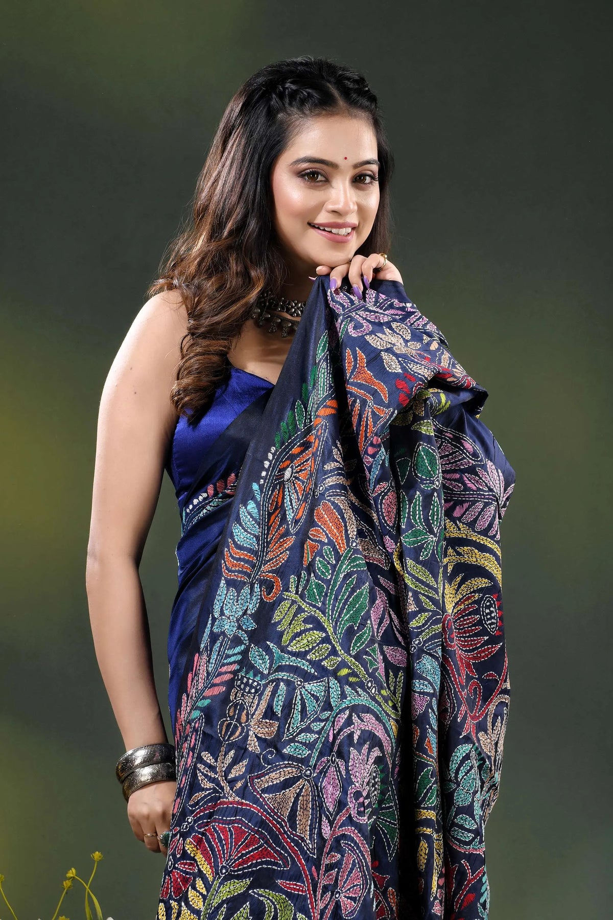 Blue zodiac multicolor lotus motif hand embroidered kantha silk saree 2