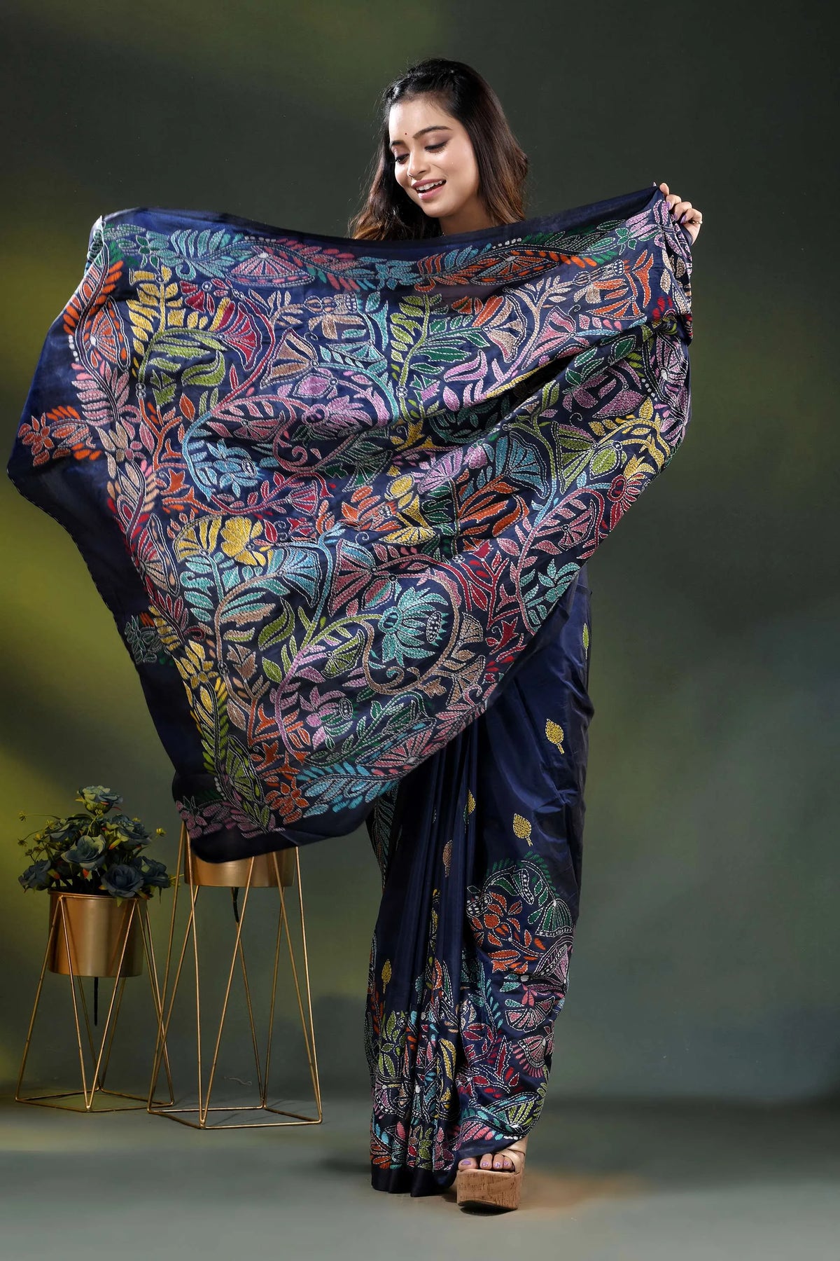 Blue zodiac multicolor lotus motif hand embroidered kantha silk saree 4