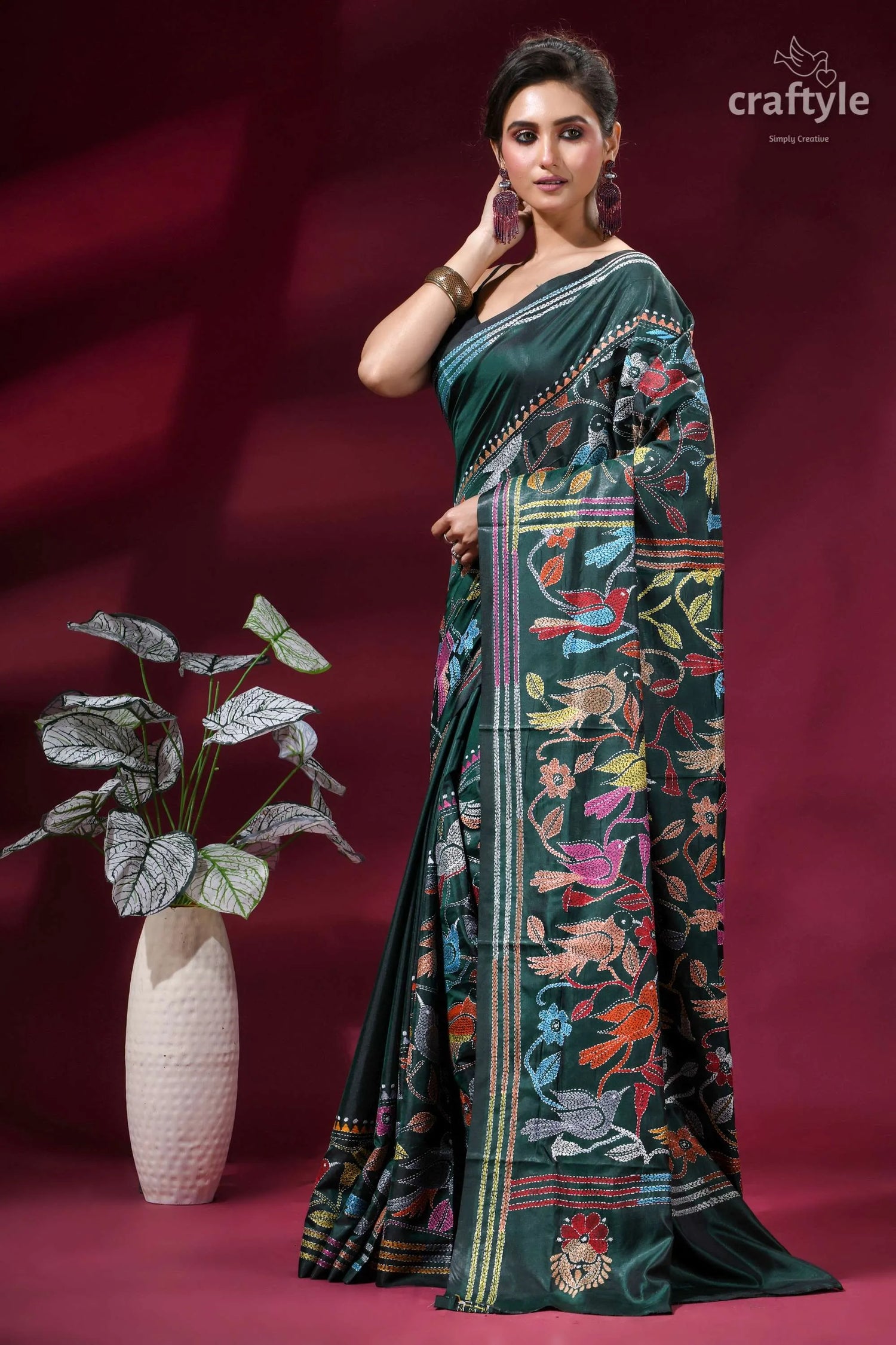 Bottle green bird motif hand embroidered silk kantha saree dark green silk saree adorned 3