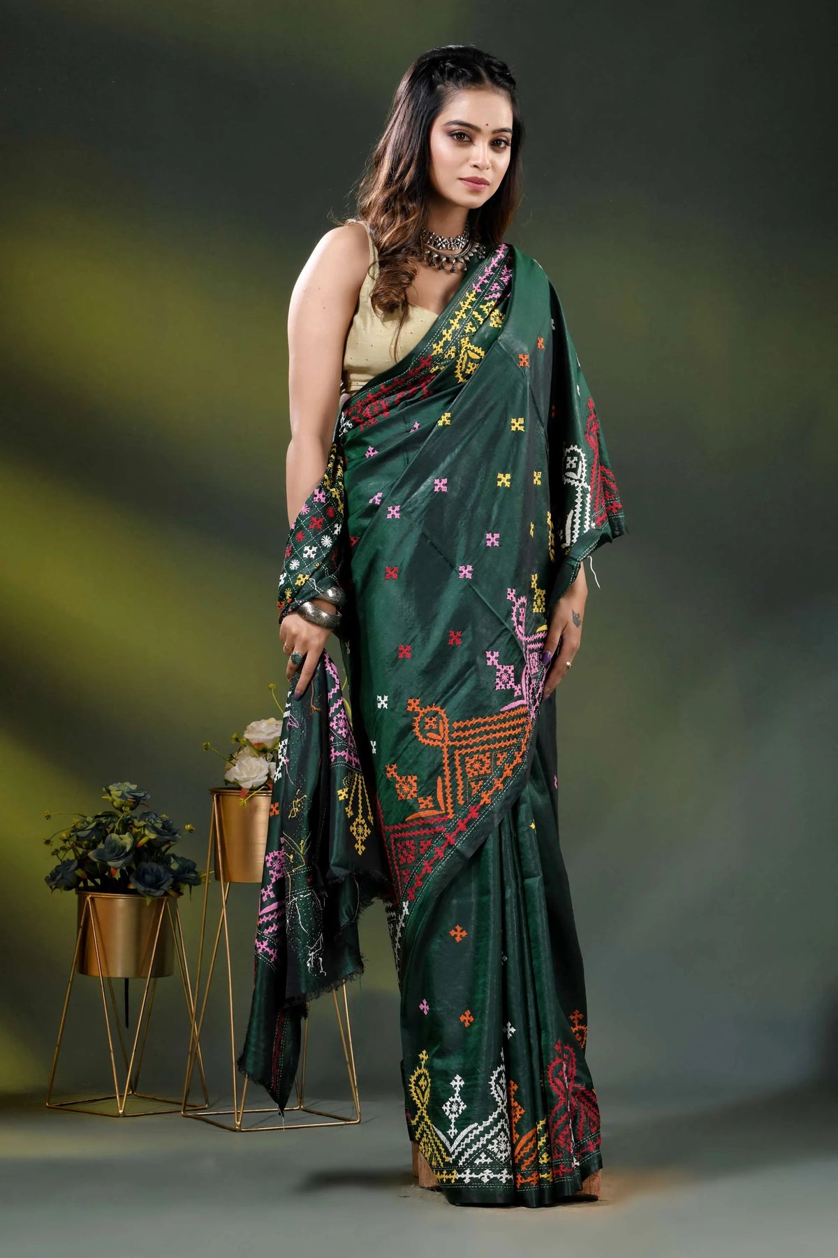 Bottle green silk kutch work saree with multicolor ethnic embroidery 4