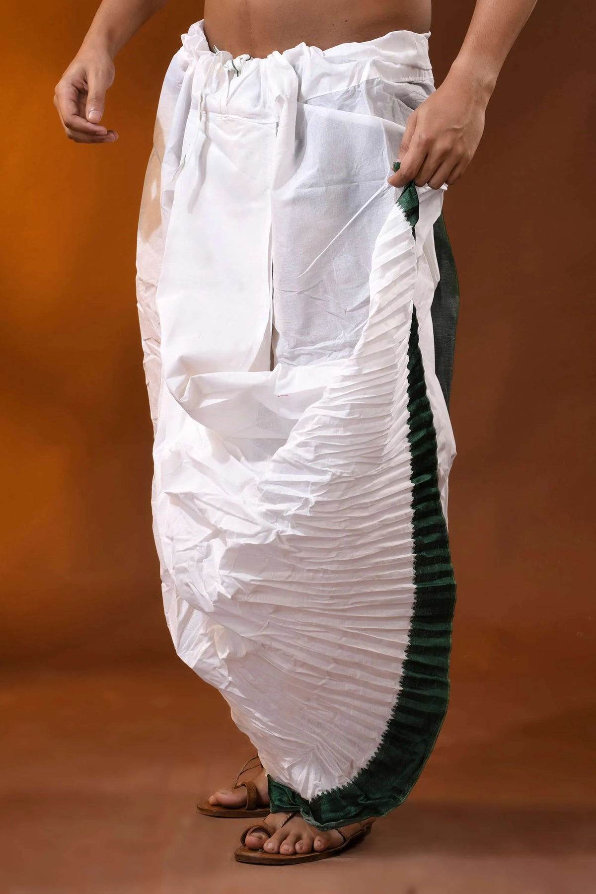 Bottle green temple border mayur puchha pure cotton dhoti - ready to wear 2