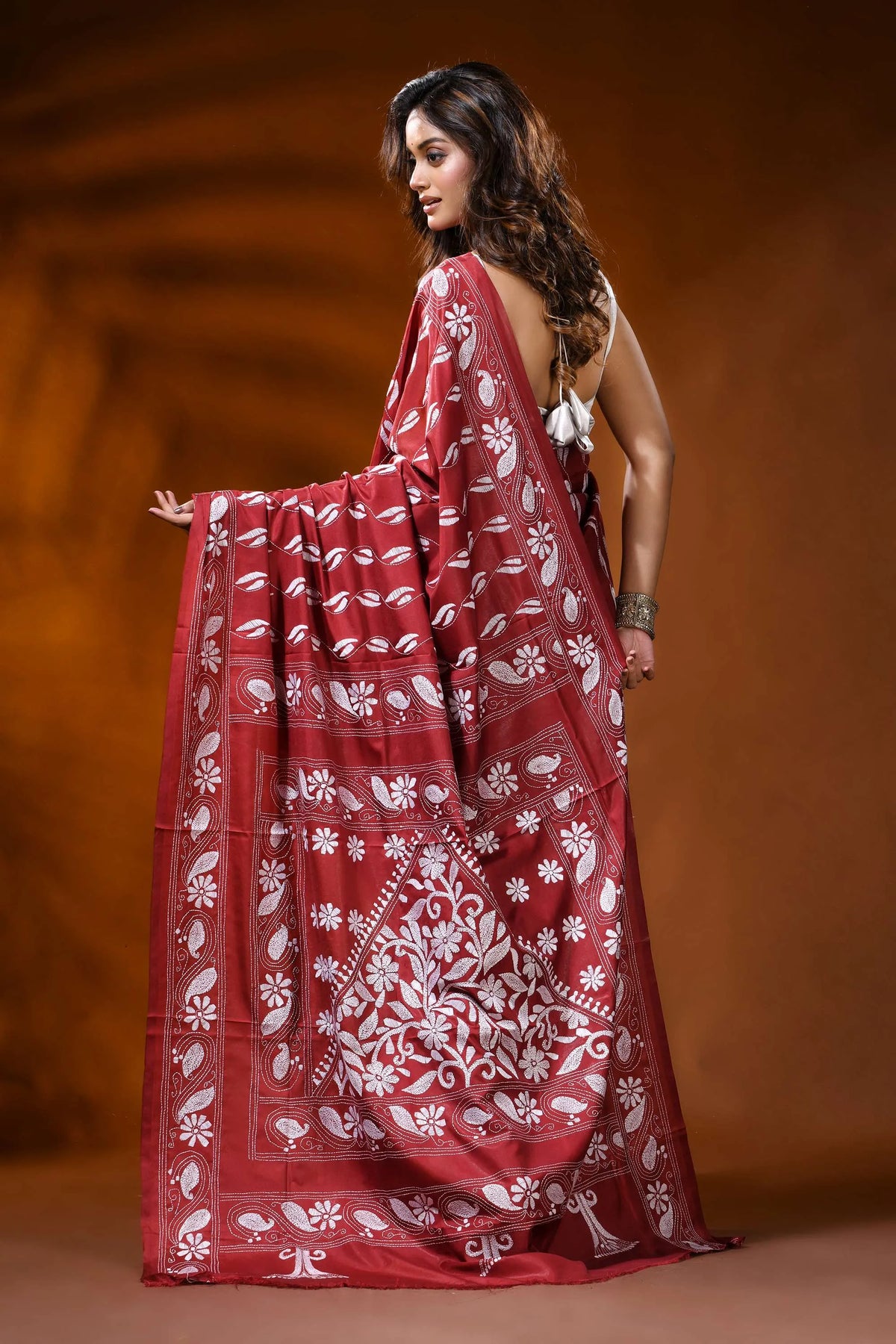 Brick red kantha embroidery silk saree with paisley floral motif 5