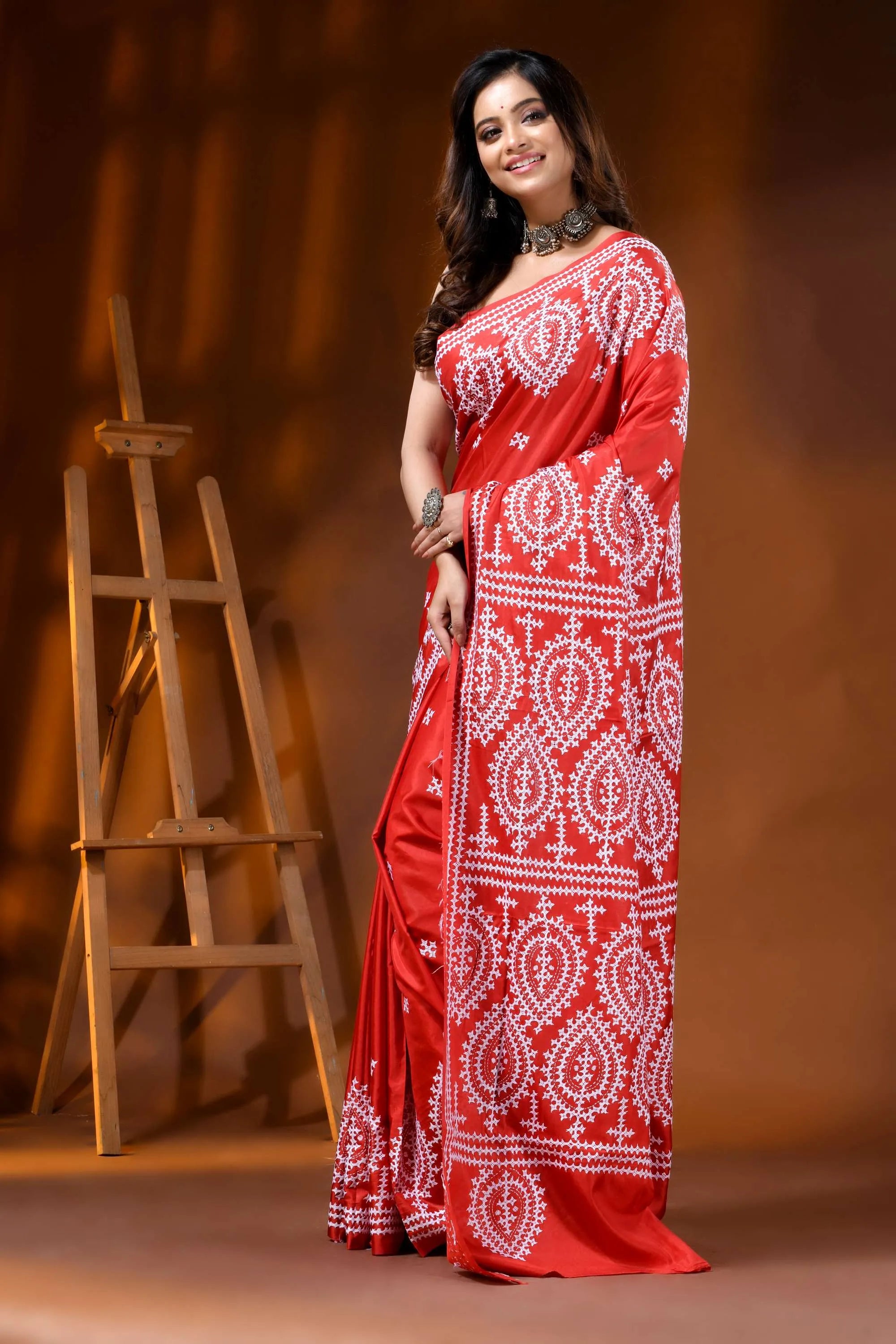 Bright red paisley silk kutch work saree - hand embroidered 4