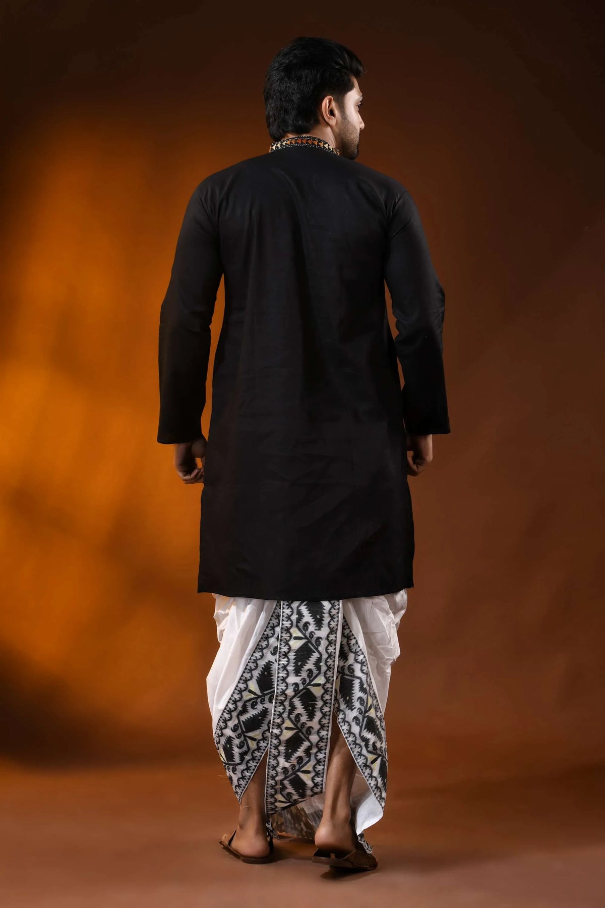 Brown thread kantha stitch black pure cotton kurta for men - handmade 5