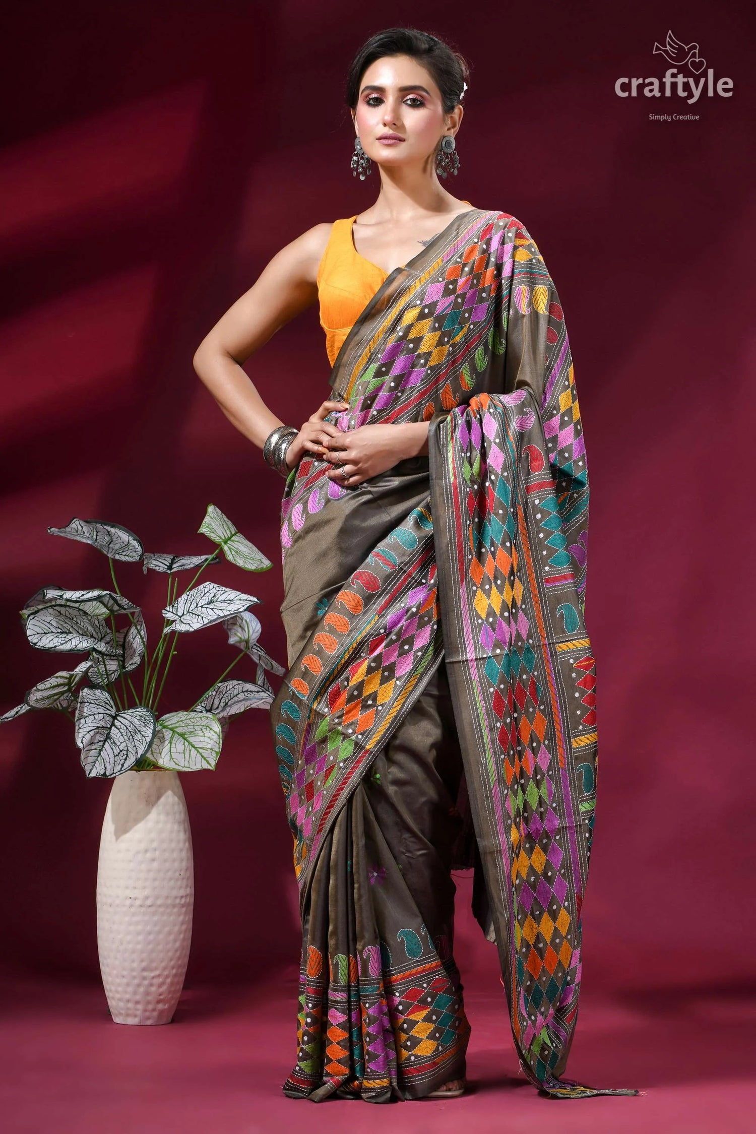 Brownish grey exquisite multi-thread kantha silk saree vibrant intricately patterned brown saree 4
