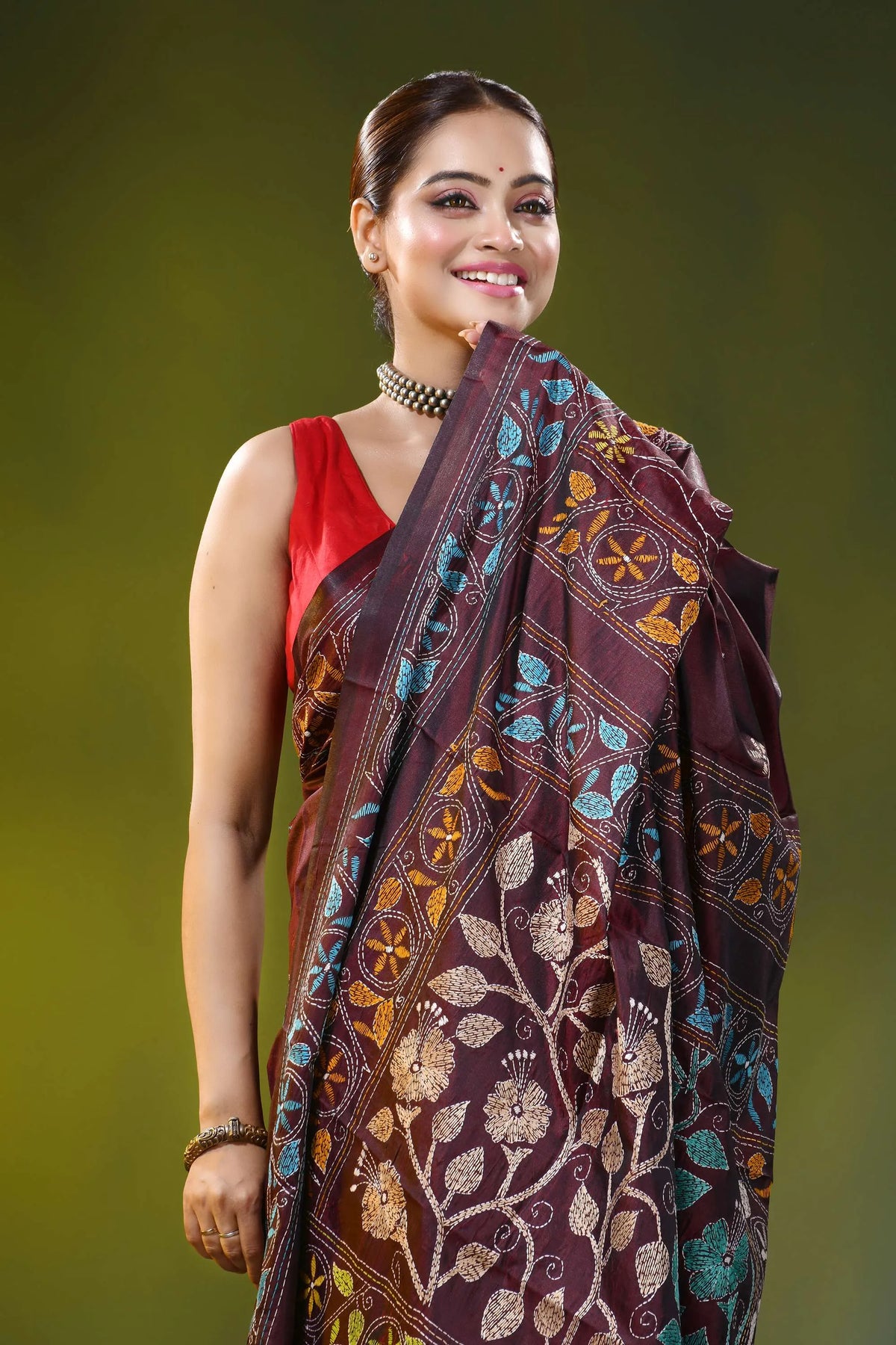 Burgundy kantha embroidery silk saree with floral vine motif 2