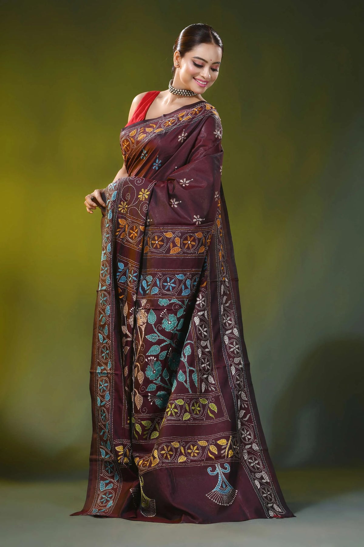 Burgundy kantha embroidery silk saree with floral vine motif 5