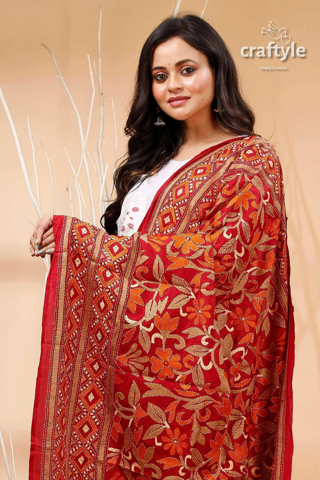 Burgundy pure silk dupatta with floral kantha embroidery red floral embroidered dupatta gold 2