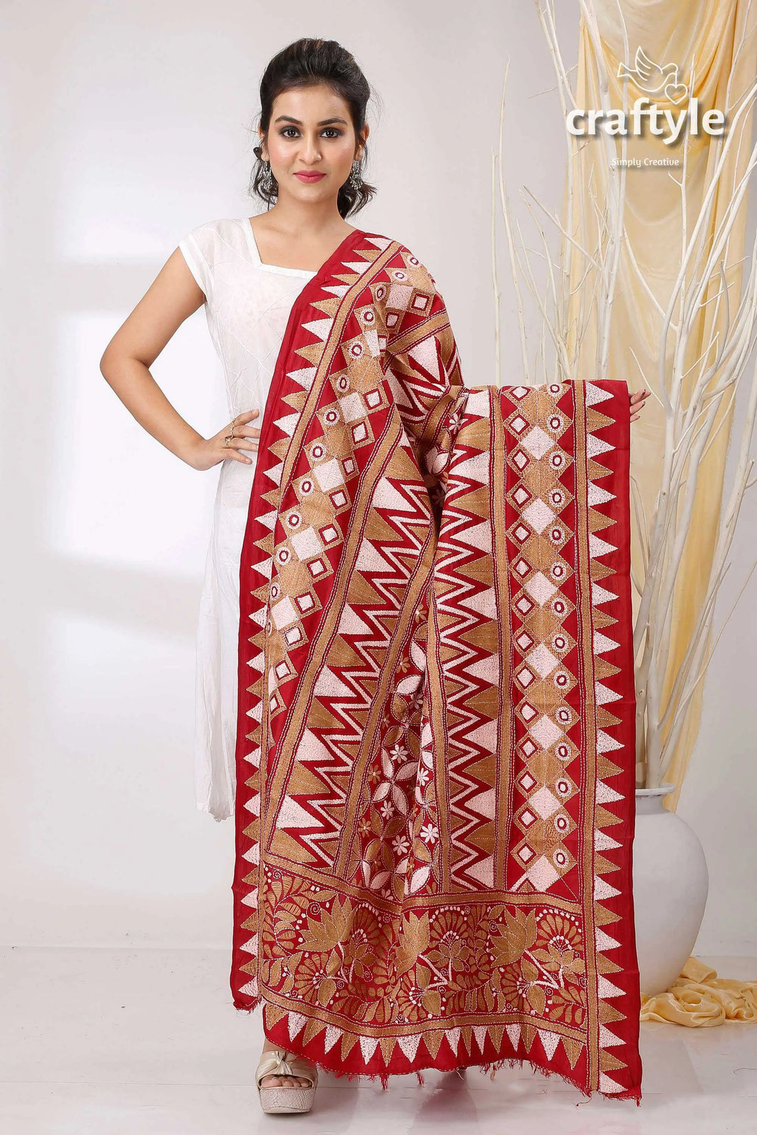 Burgundy White Pure Silk Hand Kantha Stitch Dupatta - Craftyle