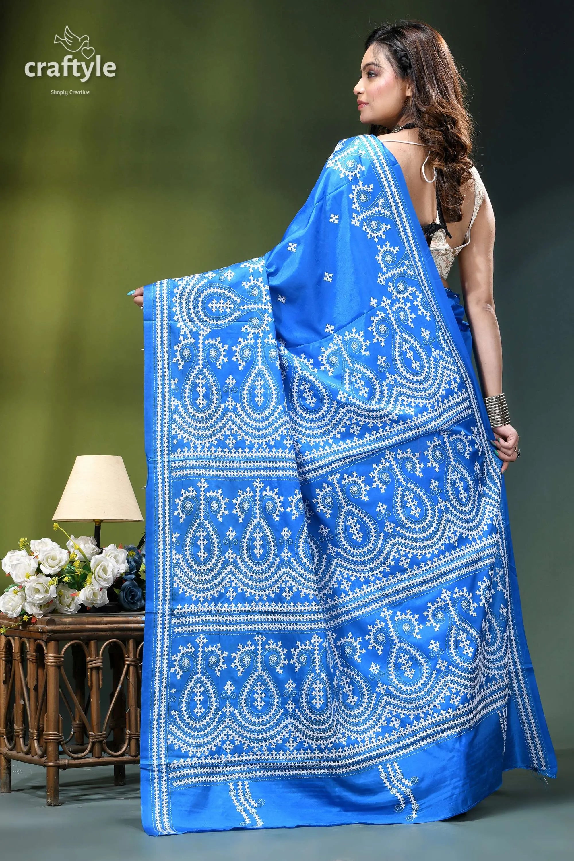 Celestial blue silk gujrati stitch saree - elegant ethnic wear vibrant blue saree intricate white 5