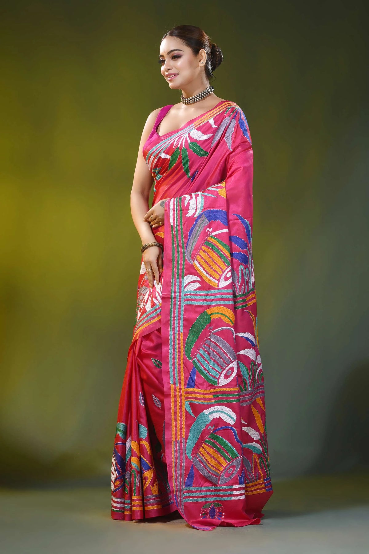 Cerise pink ethnic dhak motif kantha silk saree - handmade threadwork 3