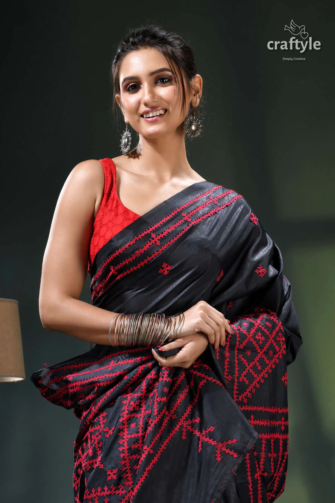 Coal black and red kutch work silk kantha saree - hand embroidery black red saree intricate embroidery 2