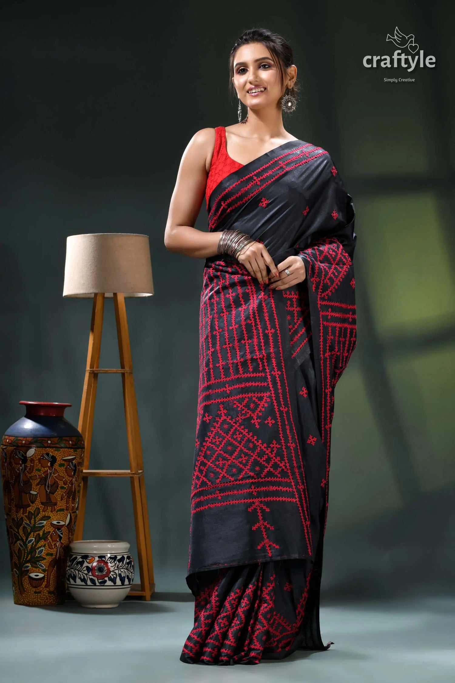 Coal black and red kutch work silk kantha saree - hand embroidery black pink saree geometric patterns 6
