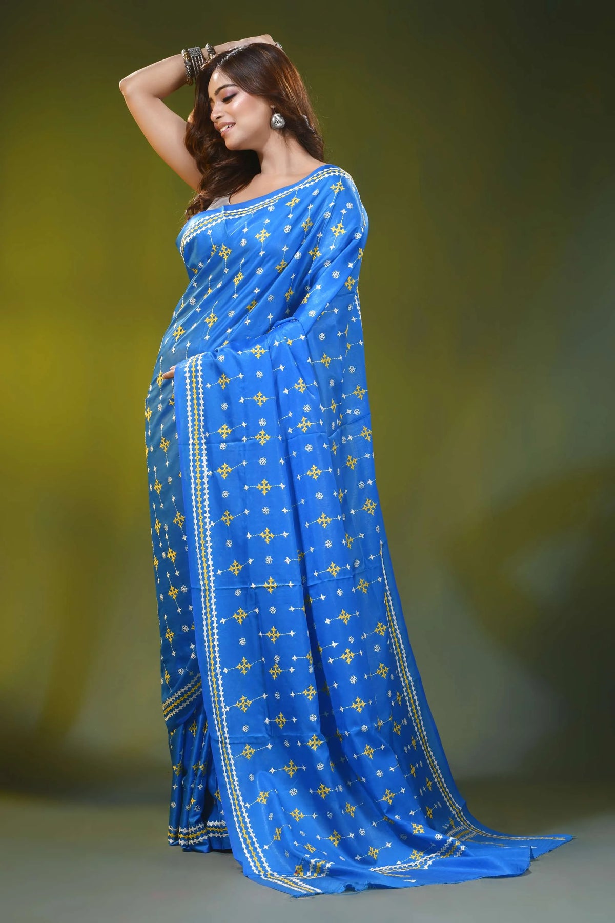 Cobalt blue ethnic motif handcrafted silk kutch work saree 5