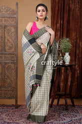 Comfortable Cream Handloom Cotton Saree - Check Design-Craftyle