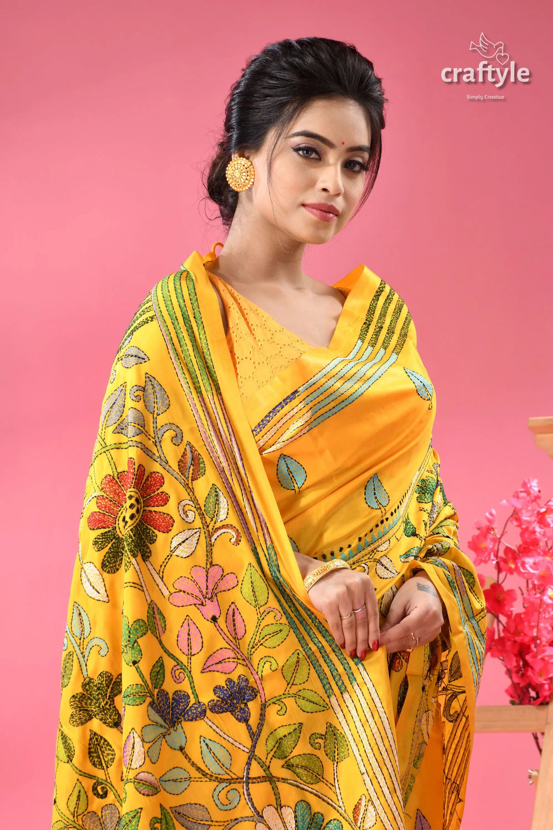 Corn yellow silk kantha work saree botanical design yellow saree colorful floral embroidery 2