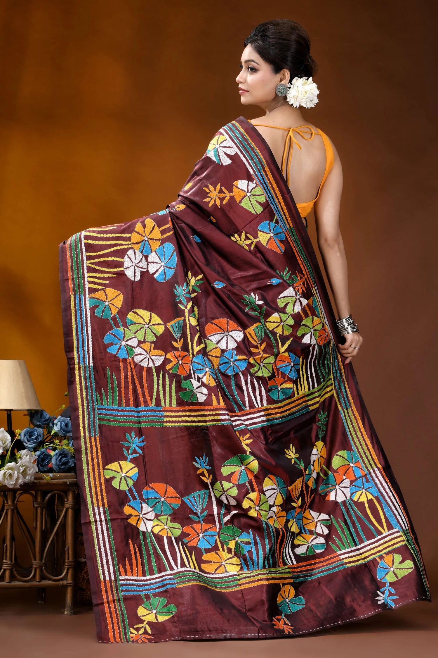 Crater brown floral design multicolor hand embroidered kantha saree maroon silk saree adorned vibrant 5
