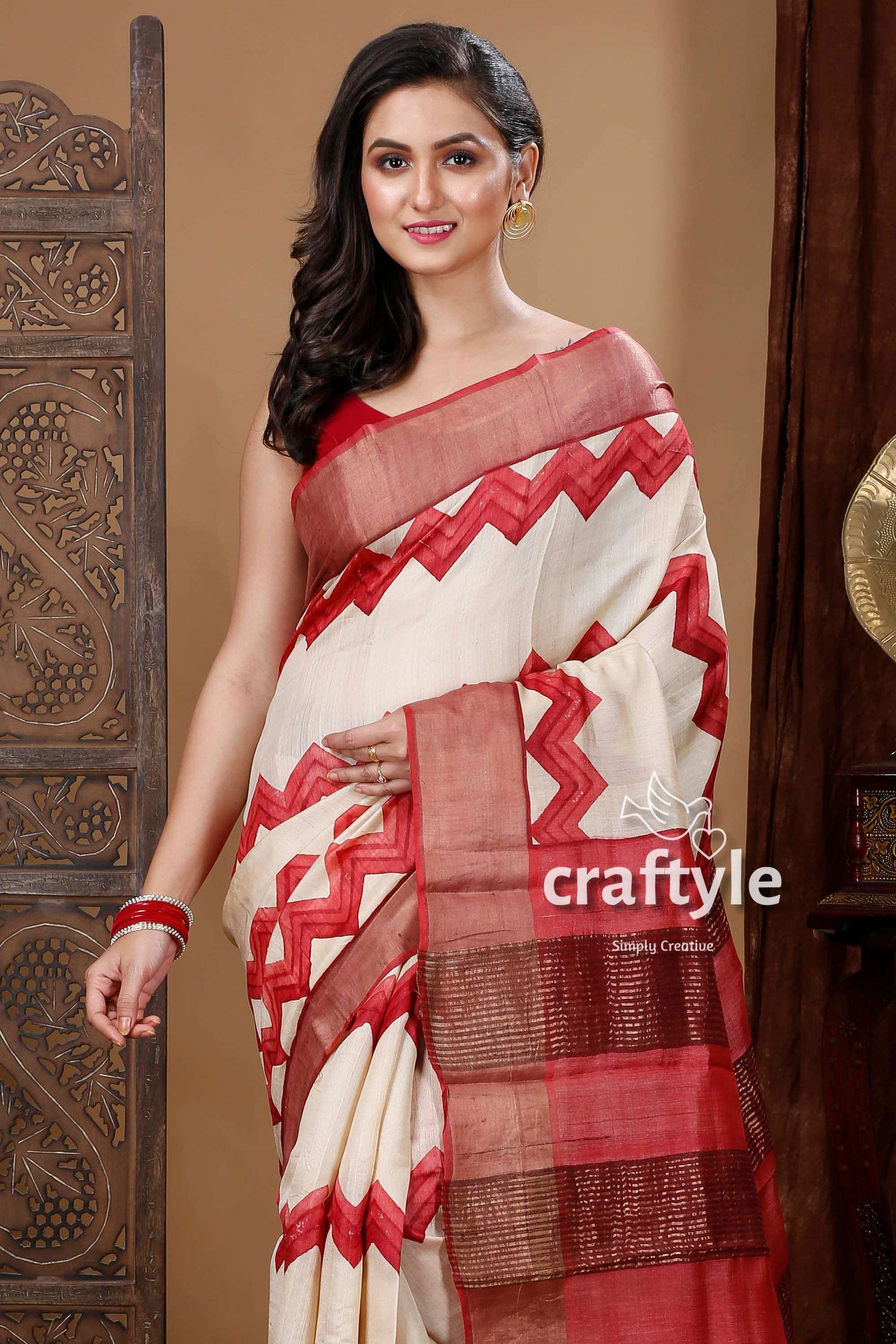 Cream White Zigzag Design Hand Block Zari Pure Tussar Saree - Craftyle