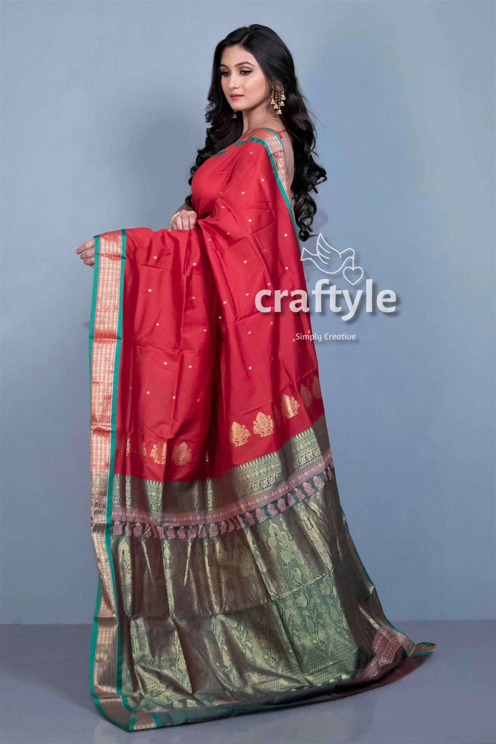 Crimson red traditional bomkai semi silk saree for women red silk saree gold border 4