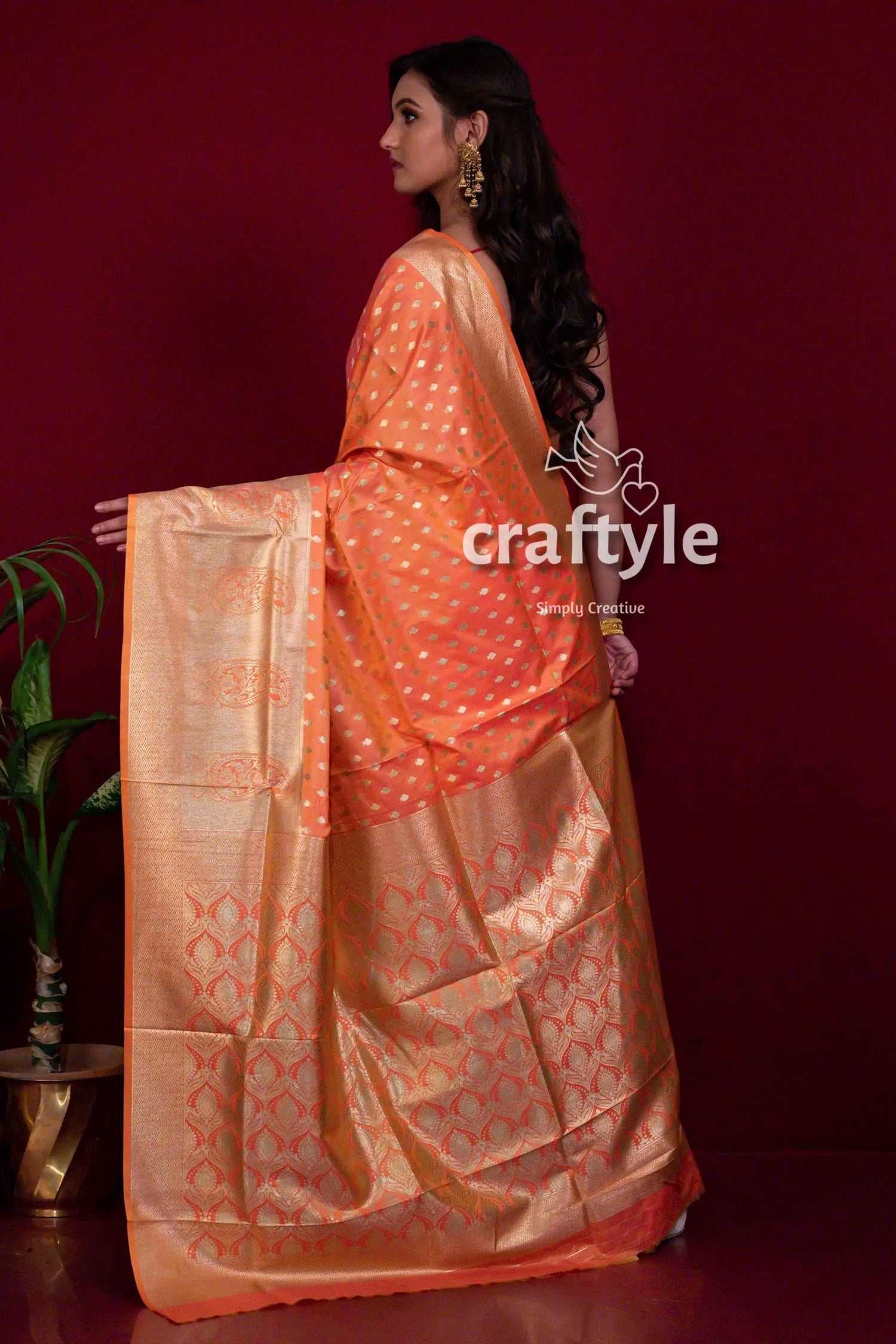 Crusta orange dual tone semi katan silk saree with blouse piece peach gold saree 4