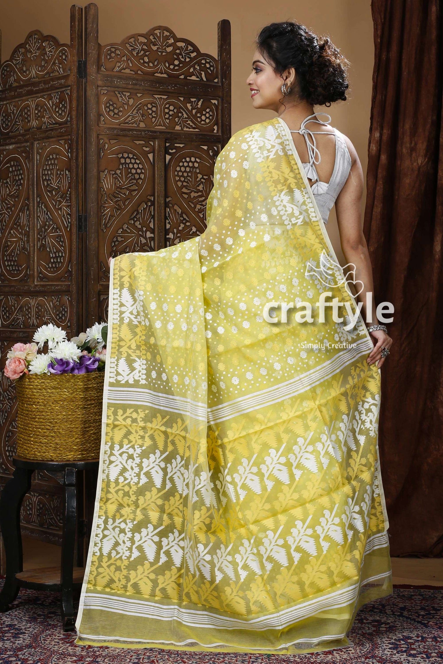 Lime Green Traditional Handloom Jamdani Sari - Craftyle