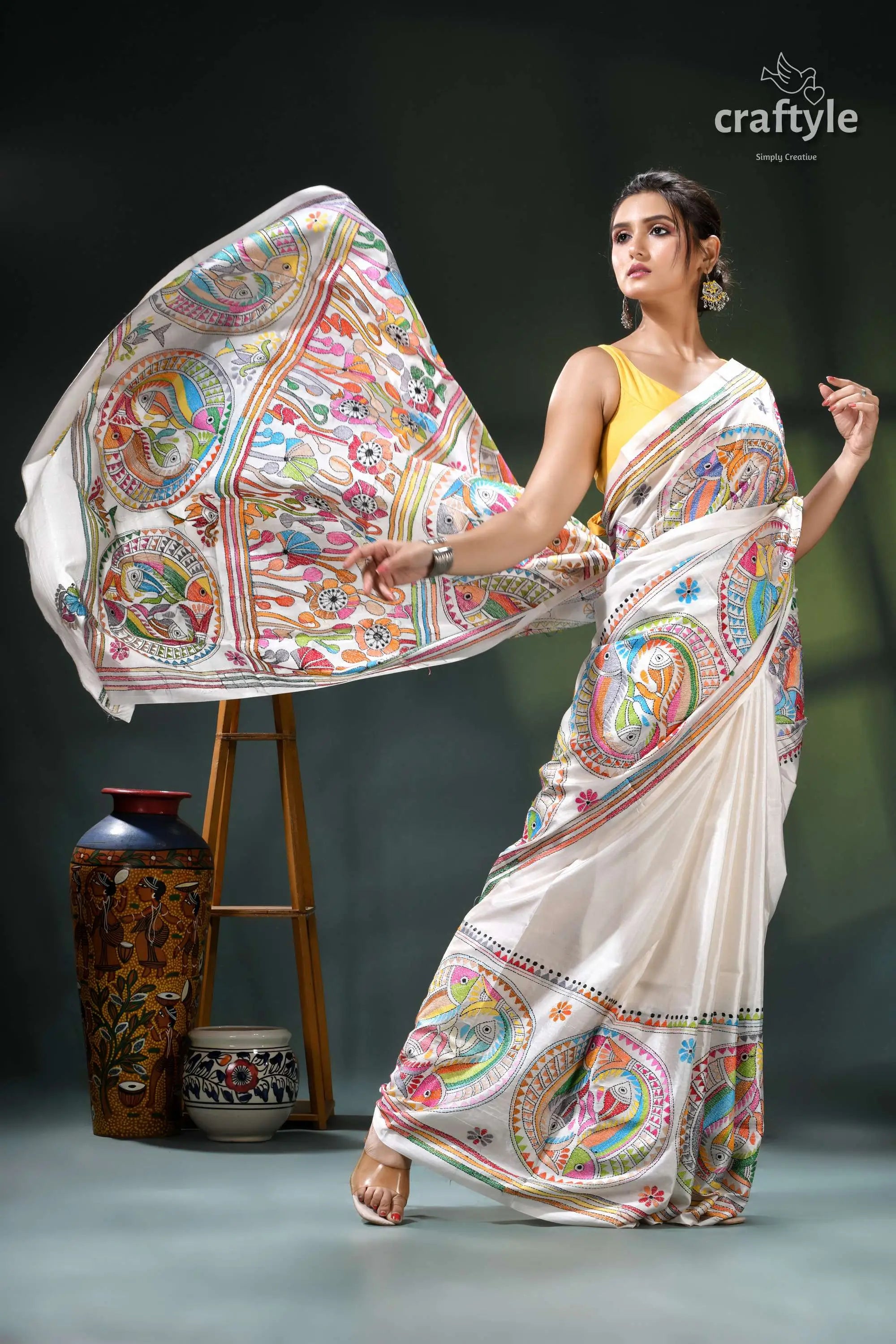 Daisy white multi-thread fish motif premium kantha silk saree cream multicolored floral saree intricate 4