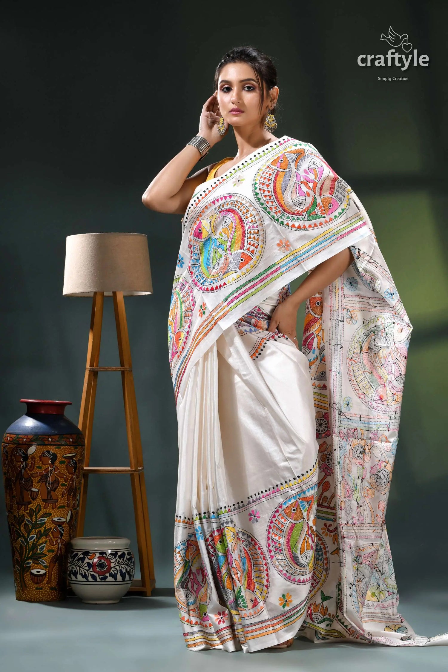 Daisy white multi-thread fish motif premium kantha silk saree cream white saree intricate paisley 5
