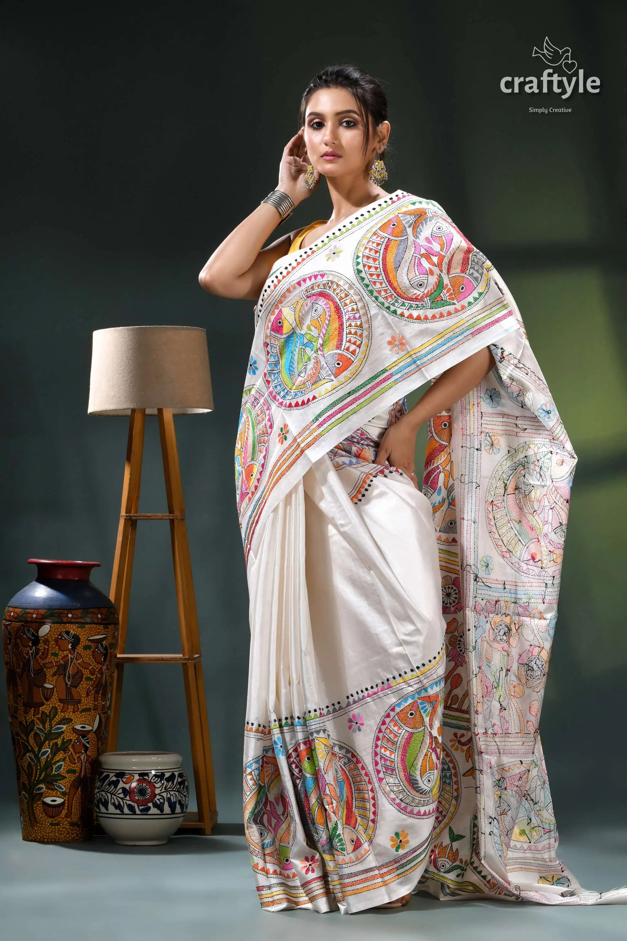Daisy white multi-thread fish motif premium kantha silk saree cream white saree intricate paisley 5