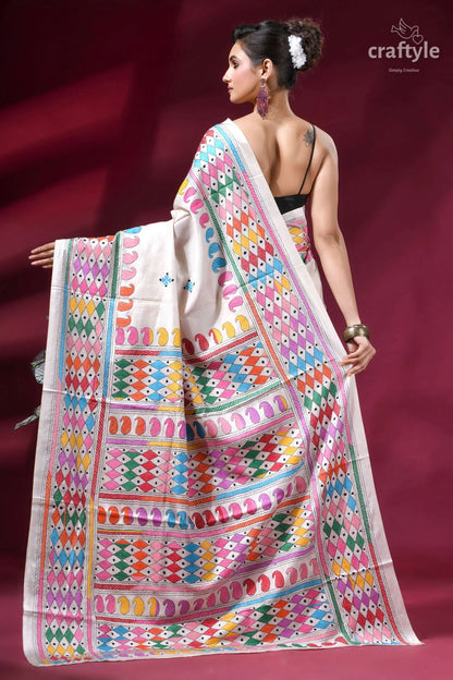 Daisy white multi-thread hand embroidered silk kantha work saree vibrant intricately patterned white saree 4