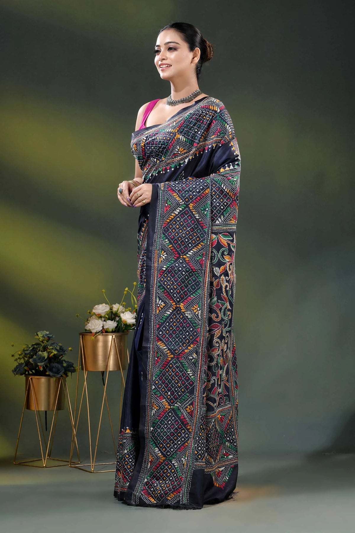 Dark blue silk kantha saree with hand embroidered ethnic design 3